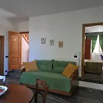 House Aurora 3* Кортона