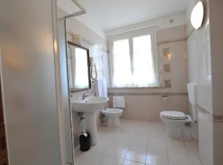 House Aurora 哥尔顿