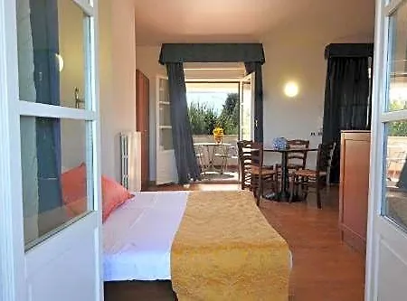 House Aurora Lejlighedshotel Cortona