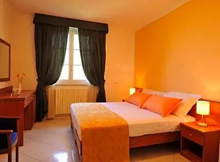 Lejlighedshotel House Aurora Cortona