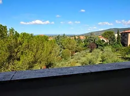 Lejlighedshotel House Aurora Cortona