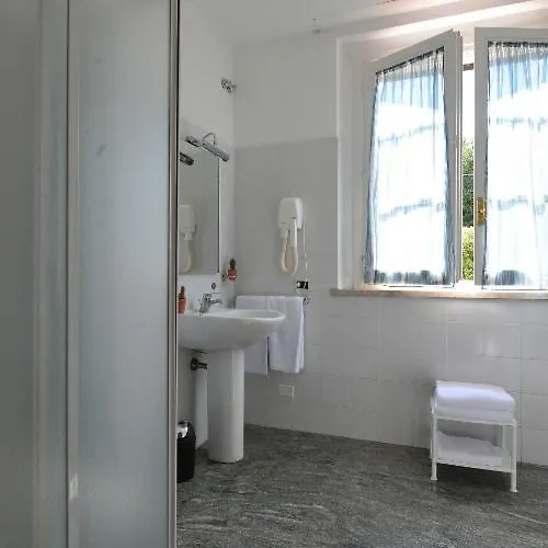 House Aurora Кортона