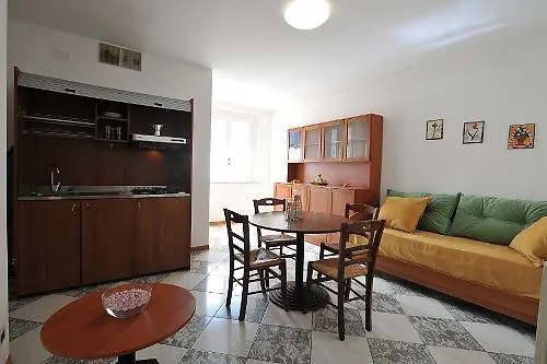 Apart Otel House Aurora 3*